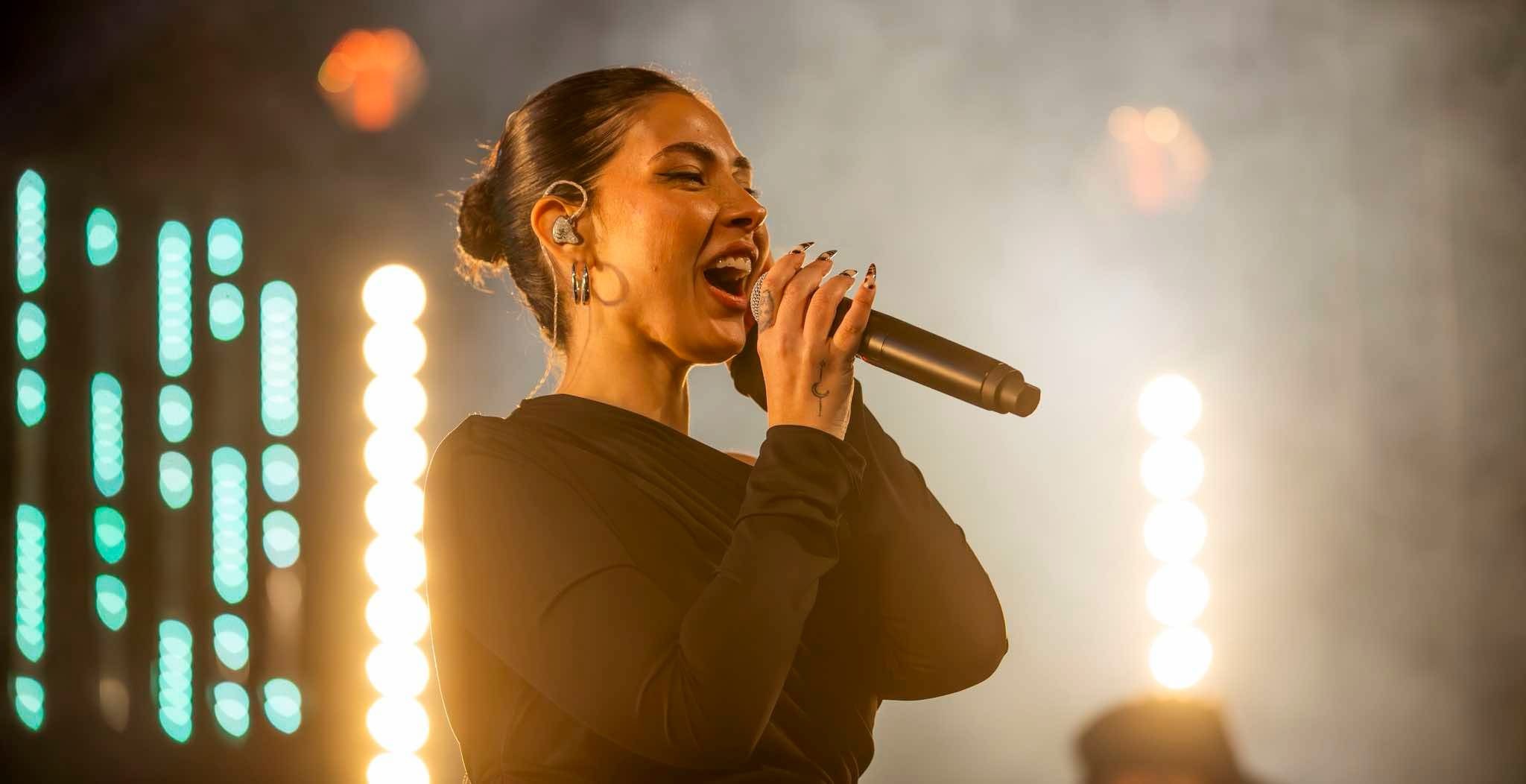 Singing under stage lights
